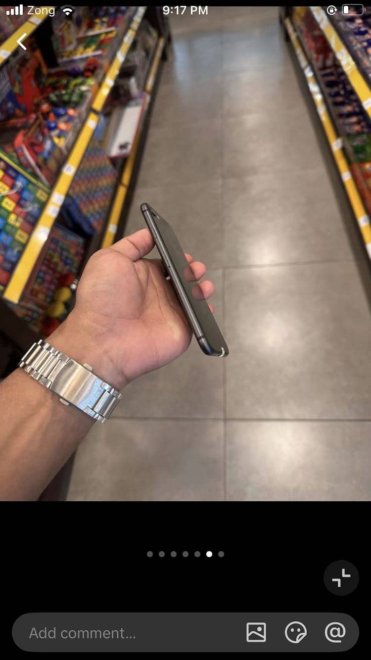 Apple iPhone 8 5