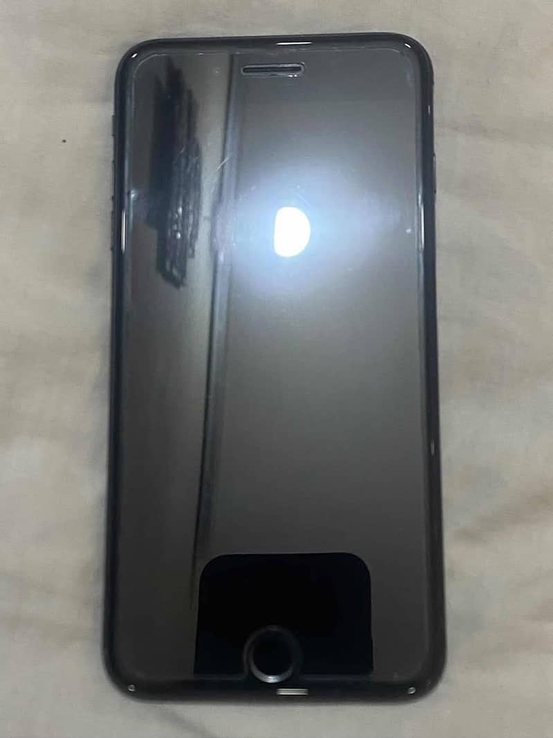 Apple iPhone 7 Plus 0