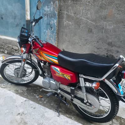 Honda CG 125 Red Colour Punjab Number Good Condition