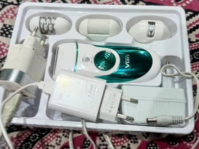 V-700 shaver for body