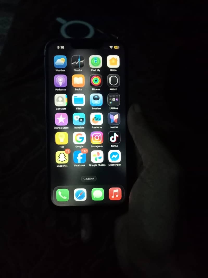 Apple iPhone 13 4