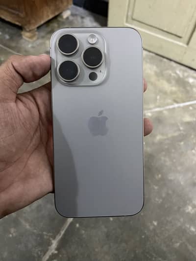 Apple iPhone 15 Pro