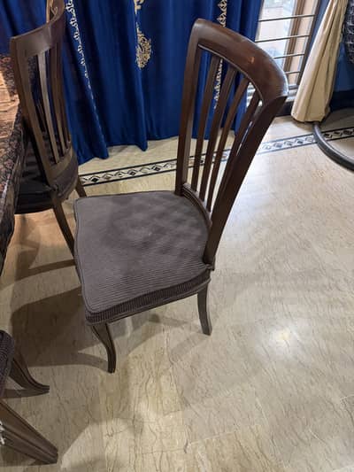 Dinning table