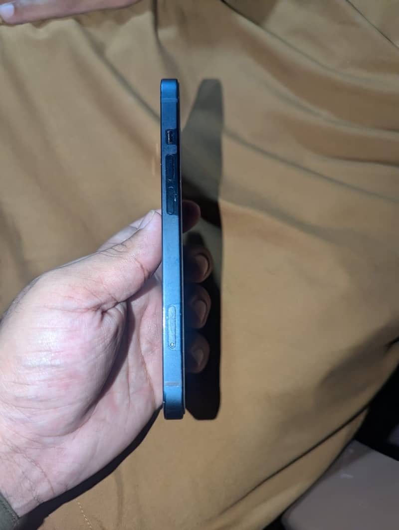 Apple iPhone 4