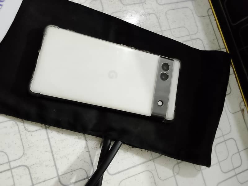 Google Pixel 6a 4