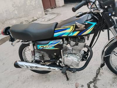 Honda CG 125 2025