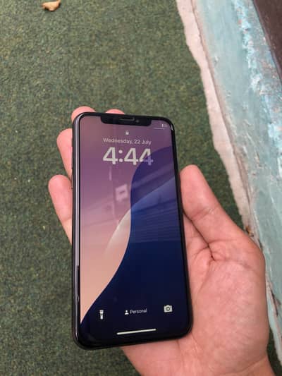 Apple iPhone XS