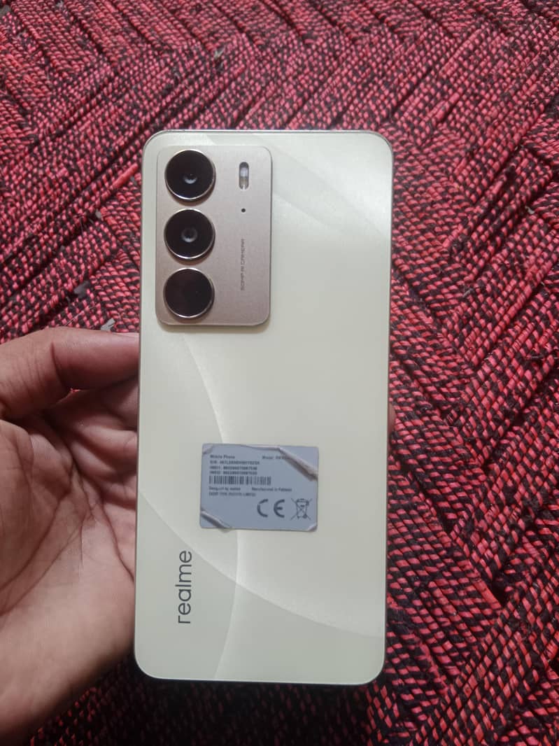 Realme C75 0