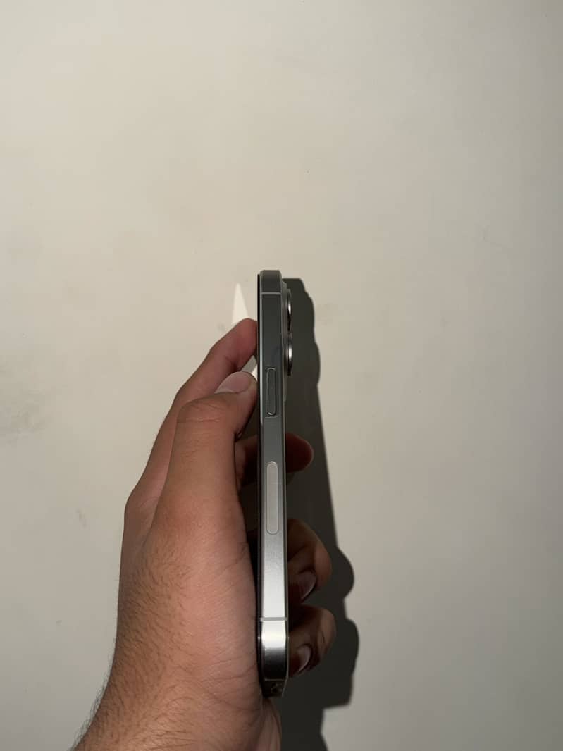 Apple iPhone 15 Pro 1