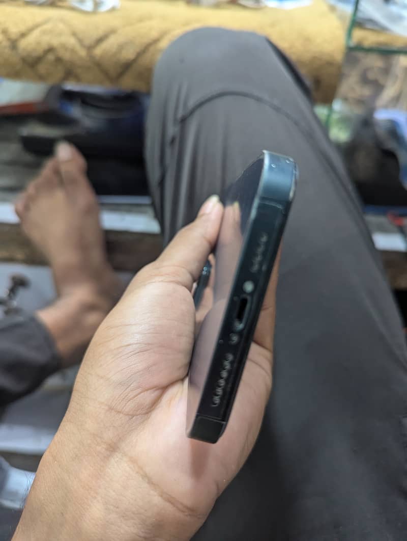 Apple iPhone 14 plus 6