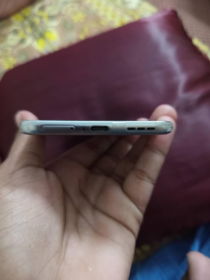Tecno 40 pro plus 2