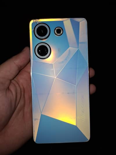 Tecno CAMON 20