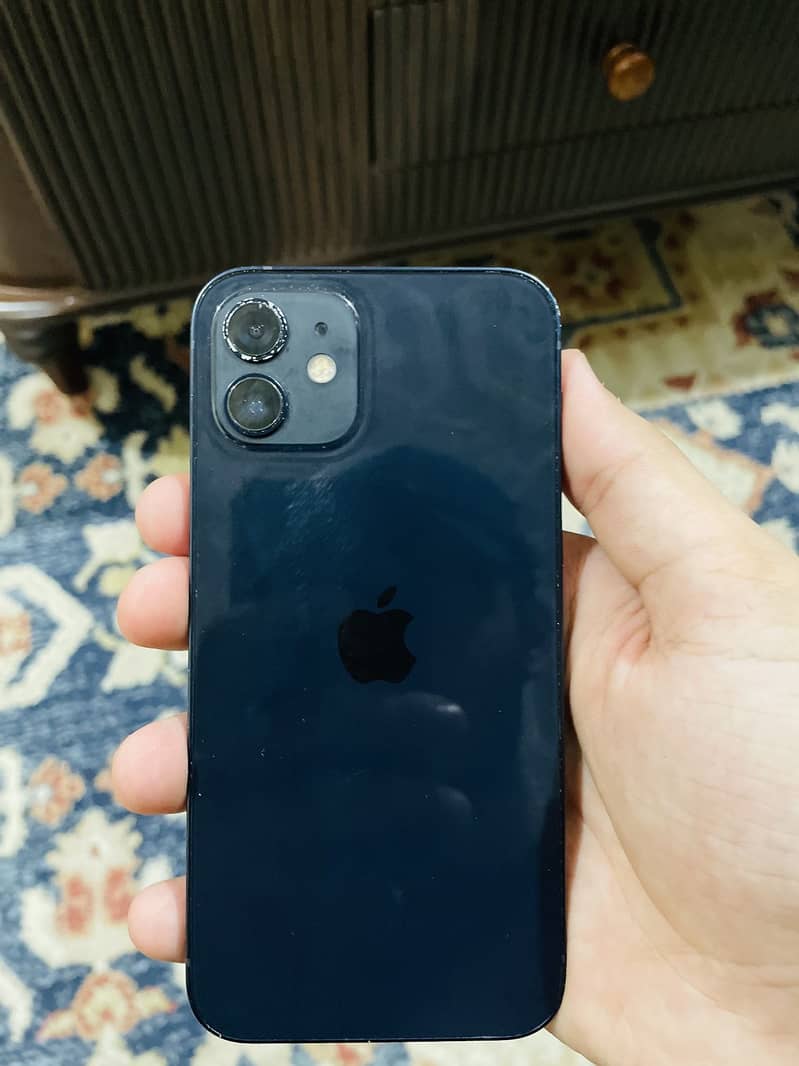 Apple iPhone 12 3