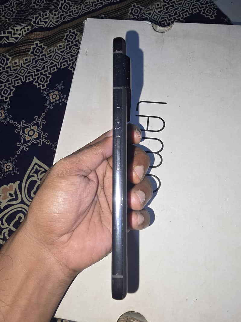 Google Pixel 8 Pro 4