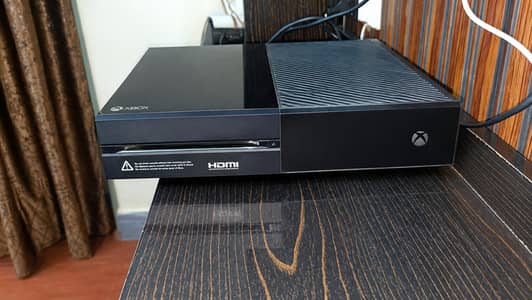 Xbox One 1 TB Jailbreak+wired controller with 7 games