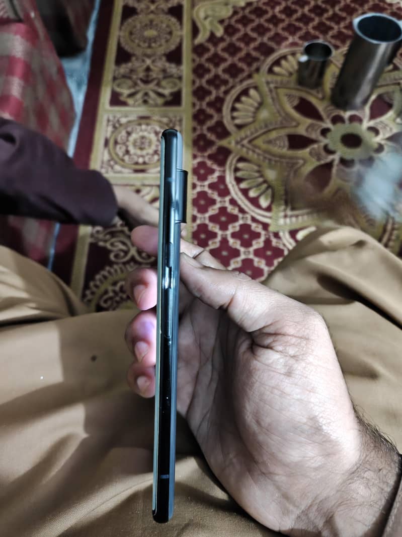 Google pixel 6pro 4