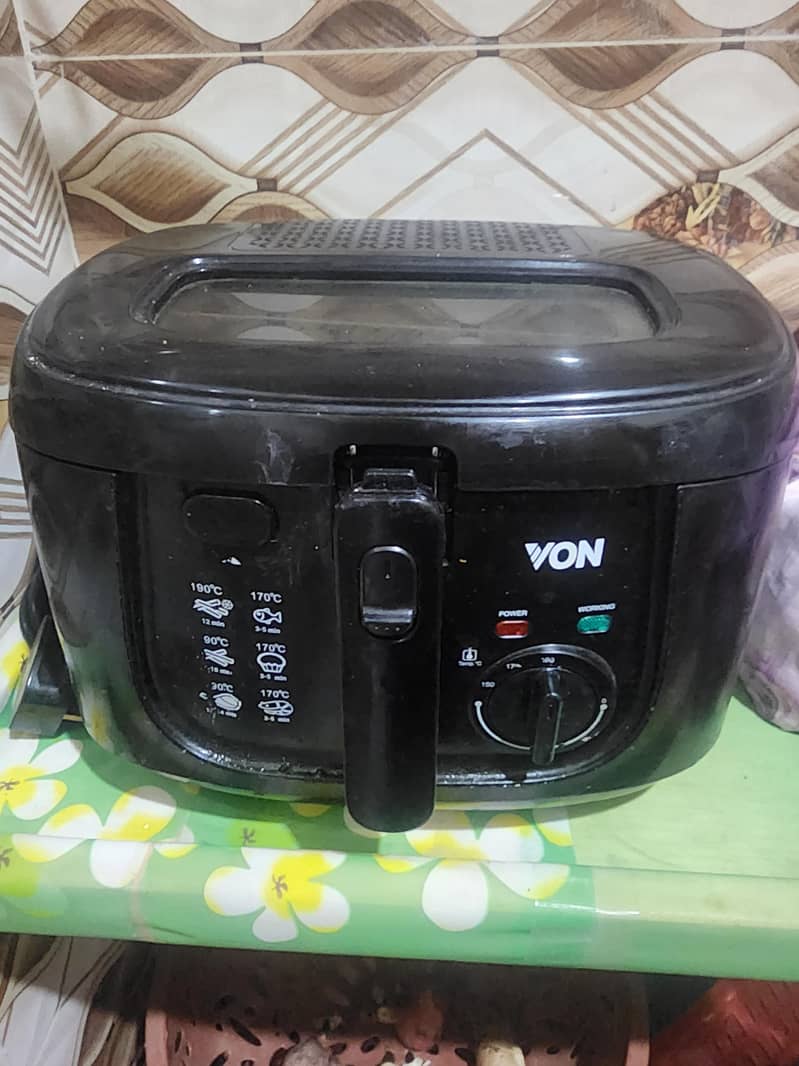Deep Fryer 0