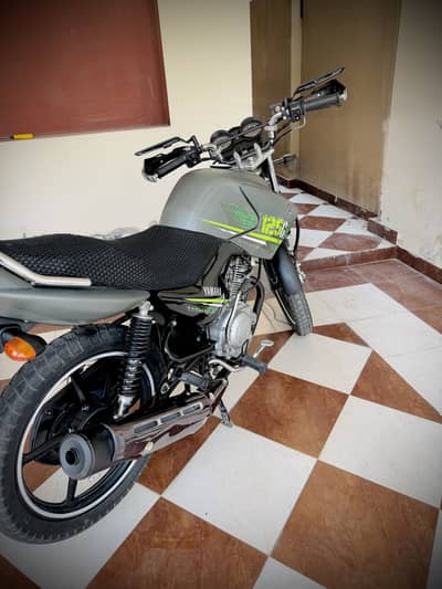Yahama YBR-G  brand New Bike just