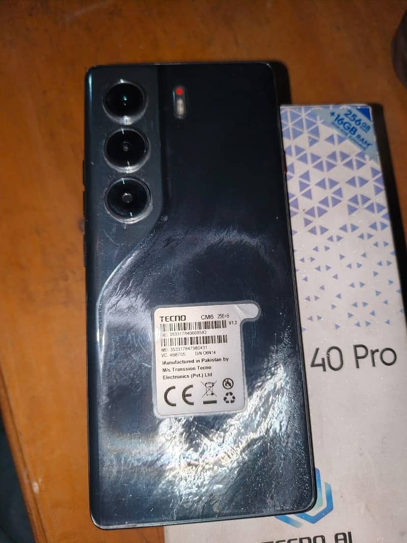 Tecno CAMON 40 Pro 6