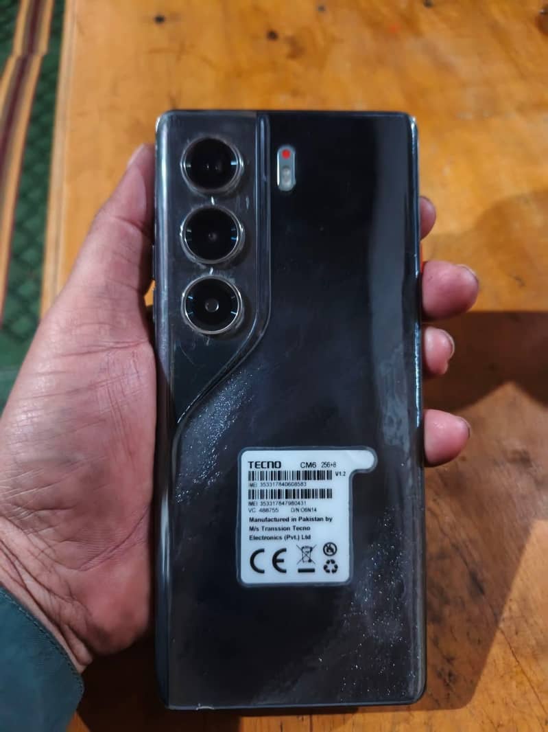 Tecno CAMON 40 Pro 11