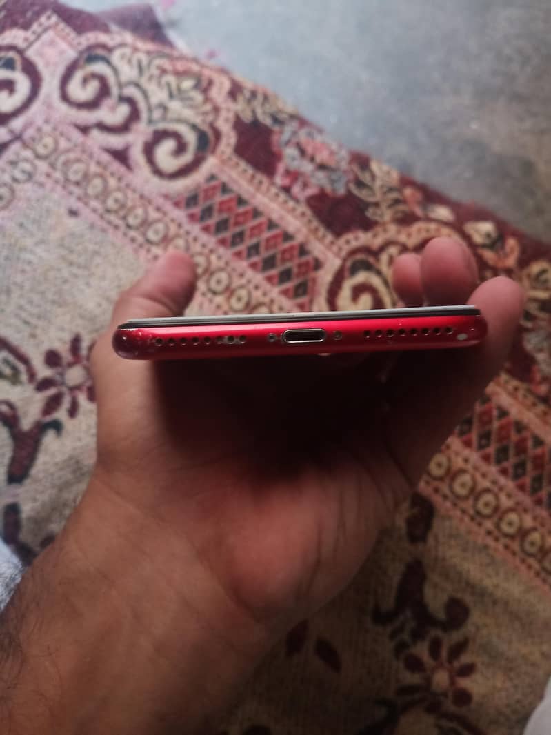 Apple iPhone 7 Plus 3