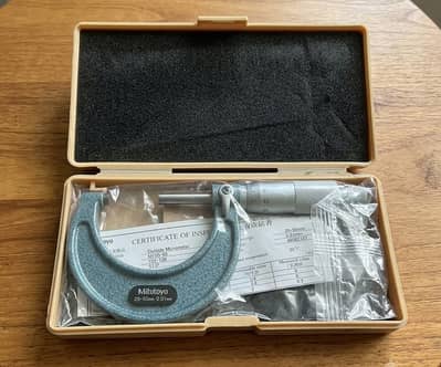 "Mitutoyo outside Micrometer 25-50mm Japan New Original"