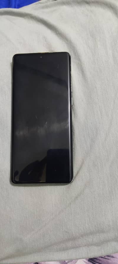 One Plus 12 for urgent sale, no open no repair. water pack.