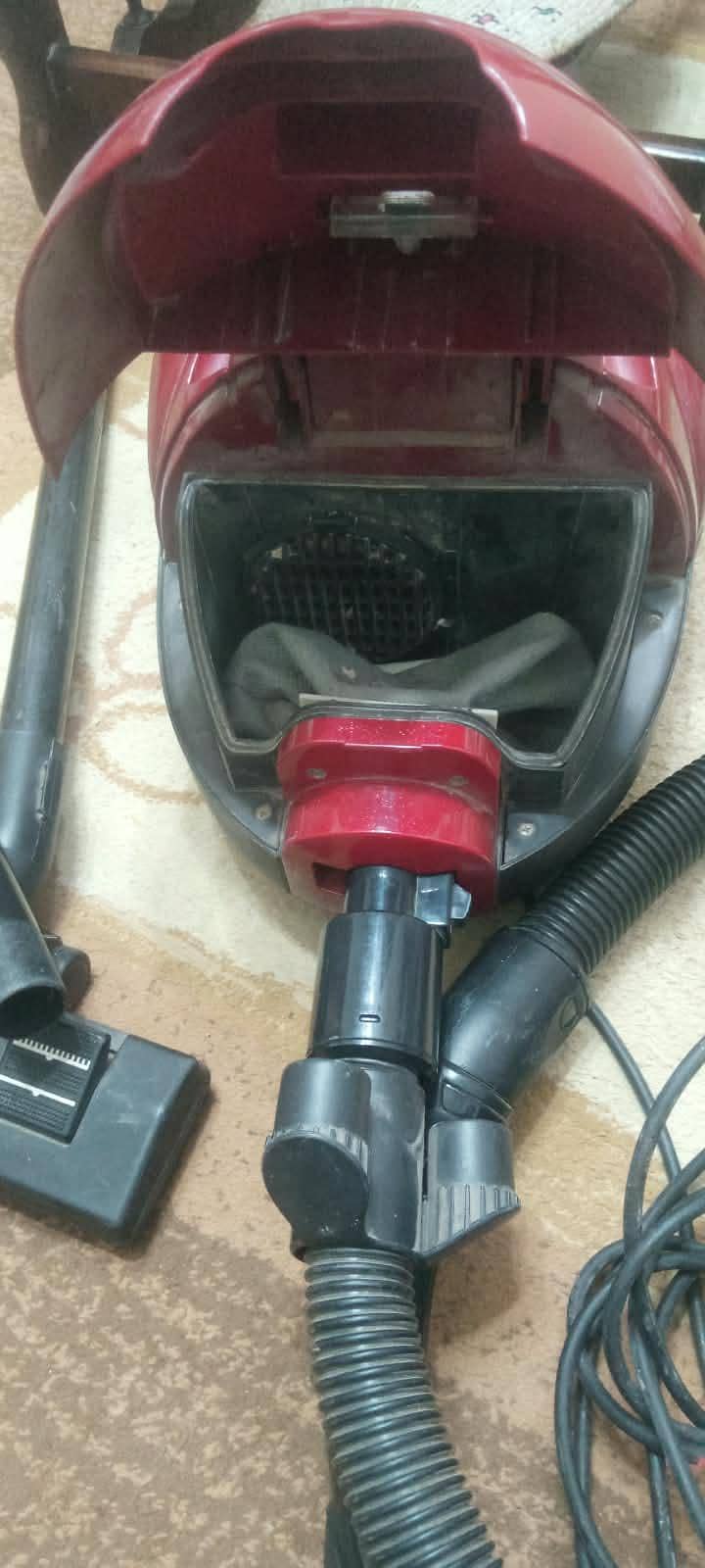 Electa vacuum cleaner 4