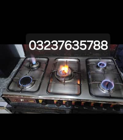 Cooking range good in working  urgently sale