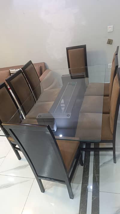 Dinning table with 8 chairs