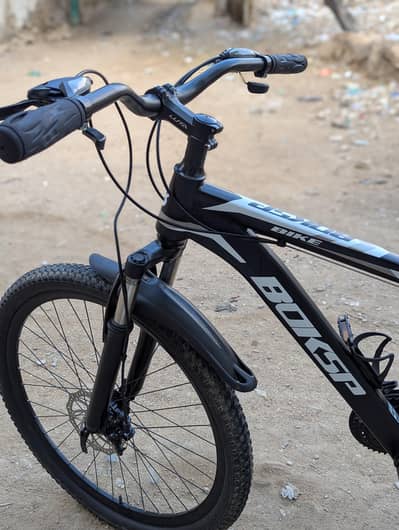 BOKSP Sports Mountain Bicycle / Gear Cycle in Excellent Condition