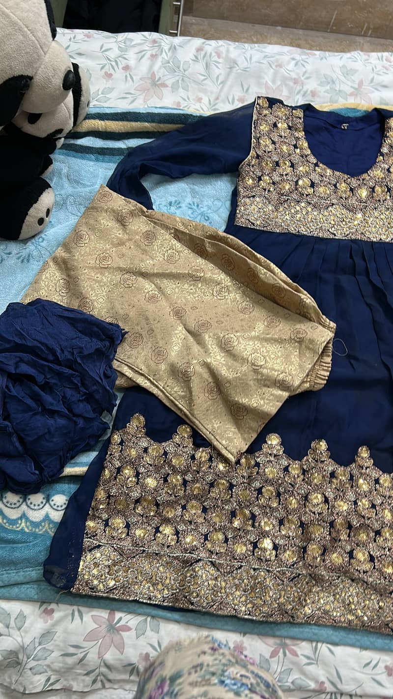 Frock 0