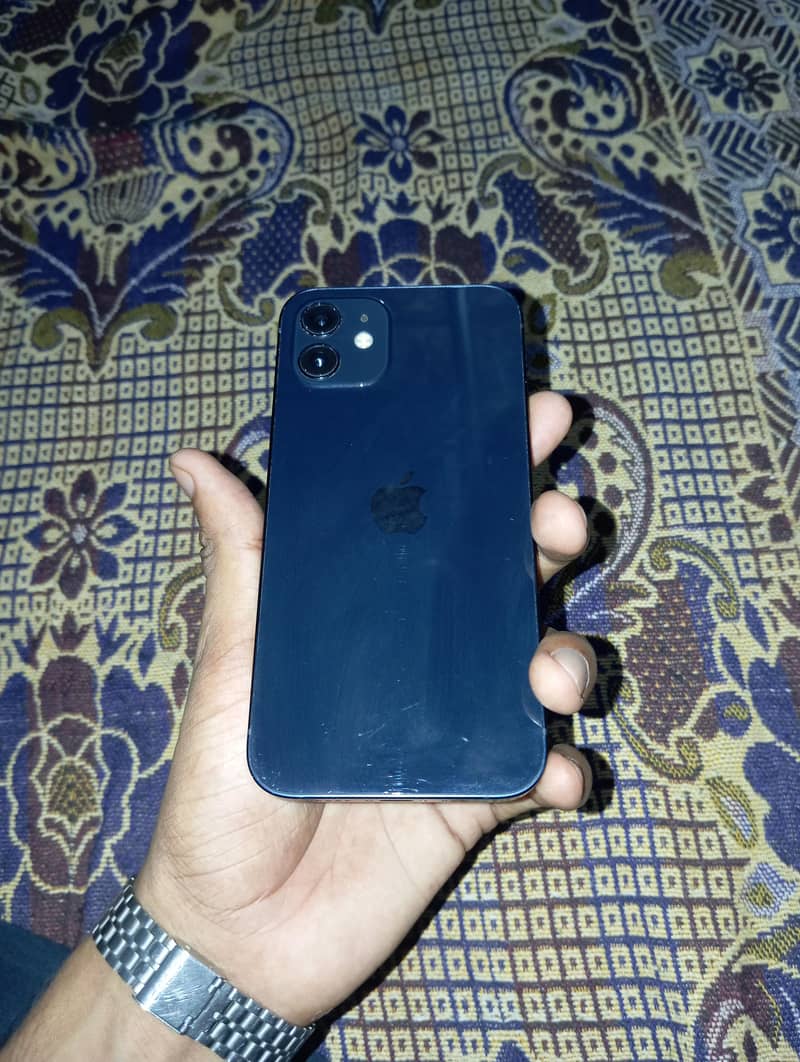 Apple iPhone 12 0