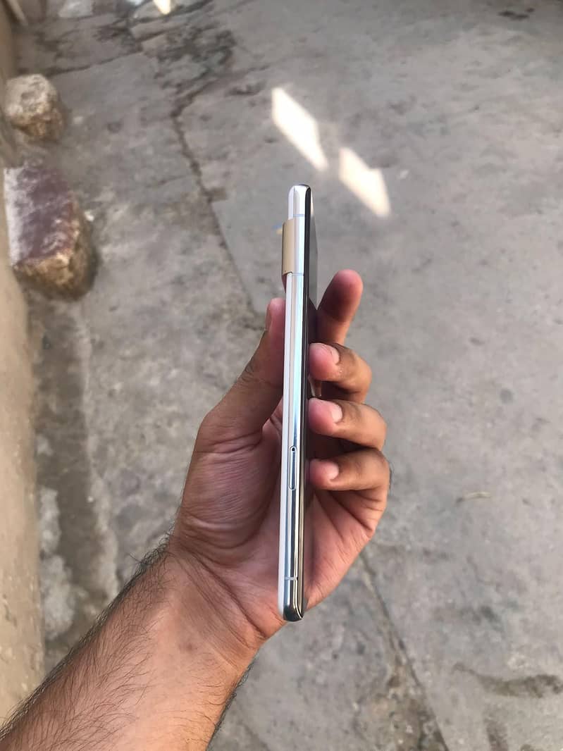 Google Pixel 7 Pro 4