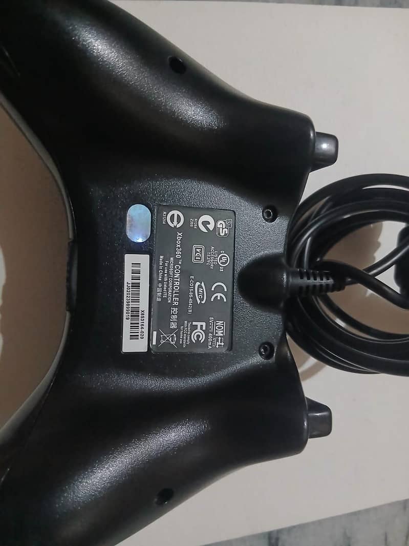 xbox 360 wired controller with box 2