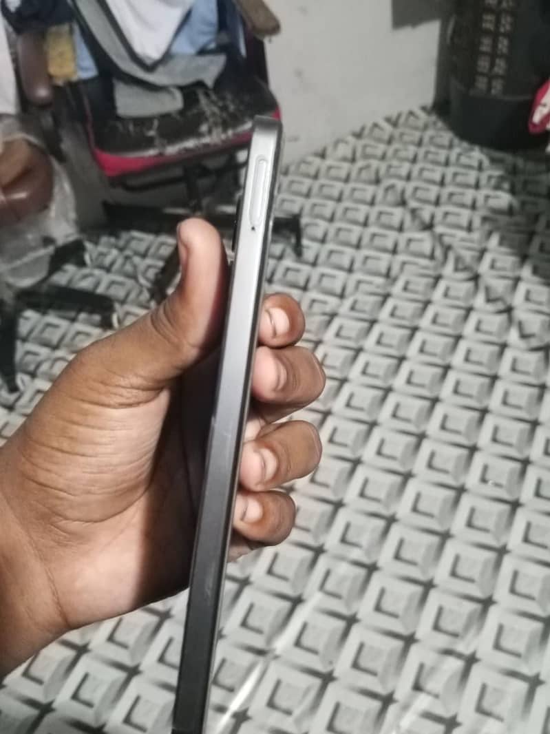 Realme Note 60x 2