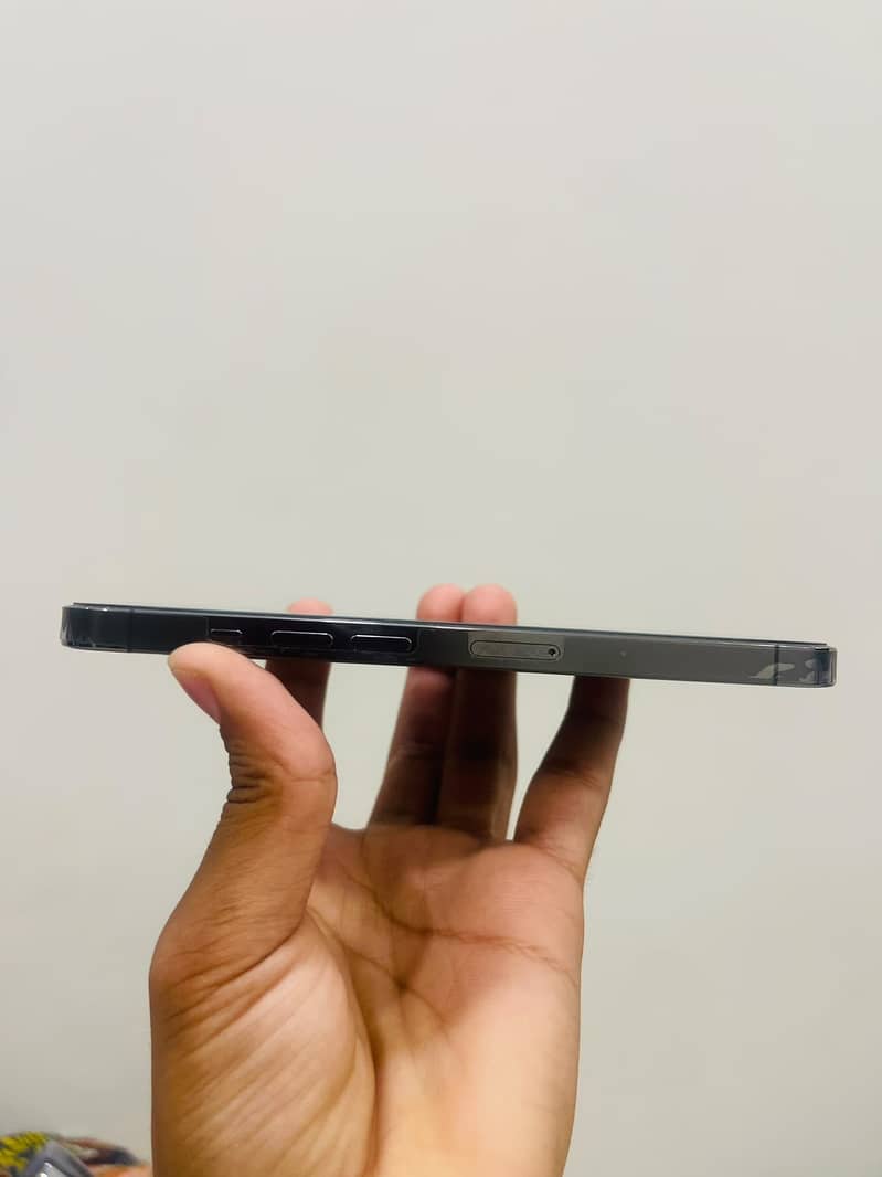 Apple iPhone 13 Pro 5