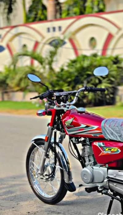 brand new 125 with zero cindtion