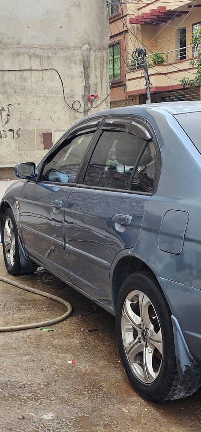 Honda Civic Oriel 2005