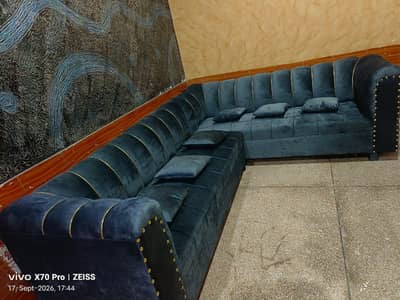 corner 6 seated wood sofa