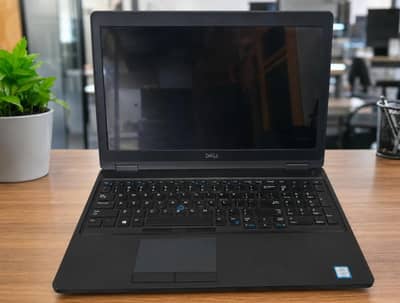 Dell Core i5 8th Gen Laptop | Backlit Keyboard | 10/10 Condition |