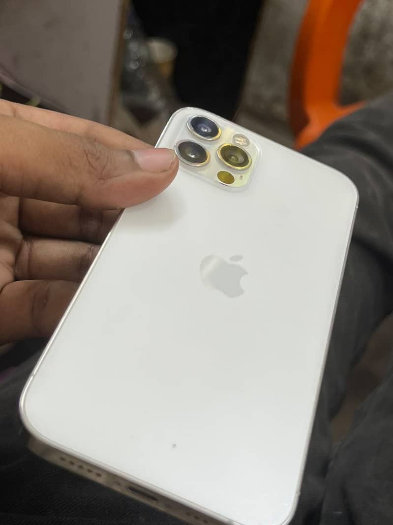 iPhone 12 Pro 3