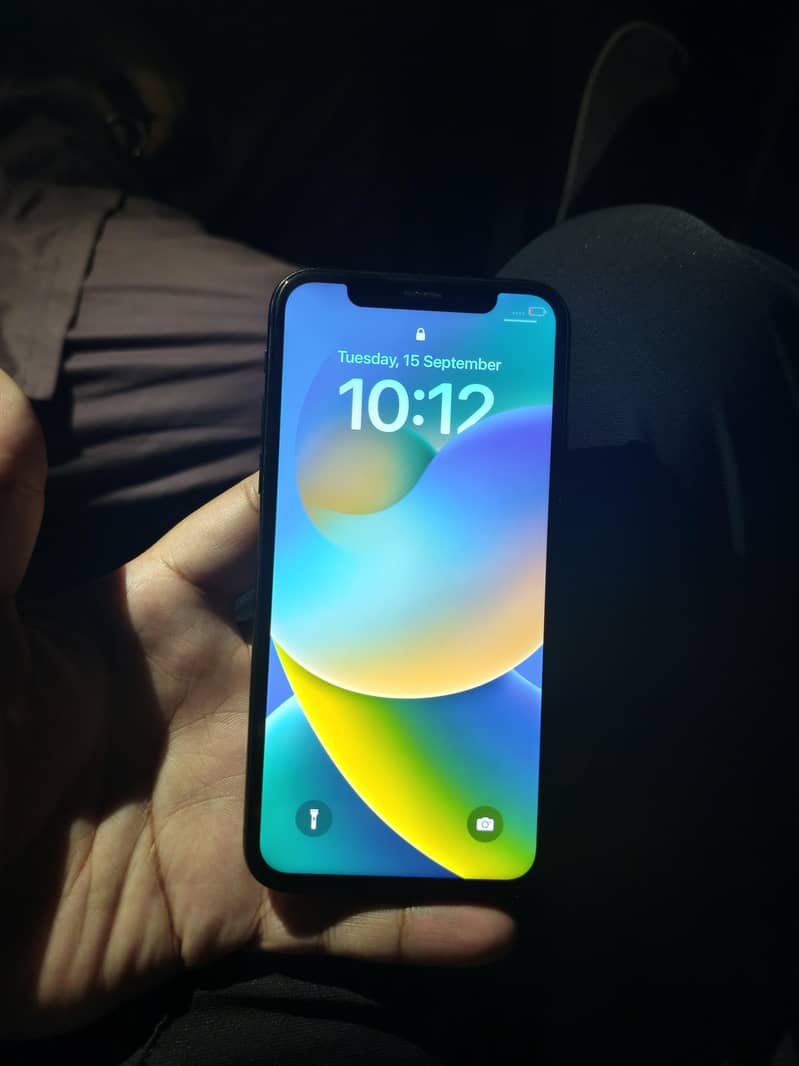 Apple iPhone X 0