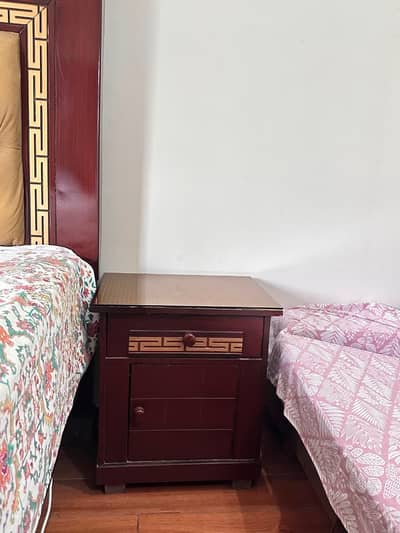 wooden bed set for sale