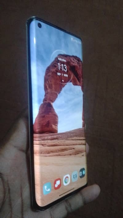 Motorola Edge Plus 12ram 256 gb exchange possible is level k phone se