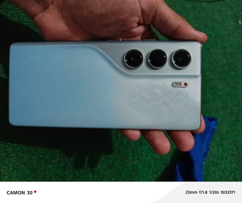 Tecno CAMON 40 Pro 2