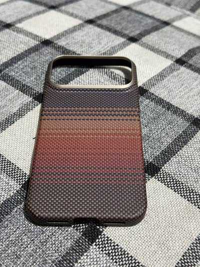 Iphone 17 pro max pitaka case