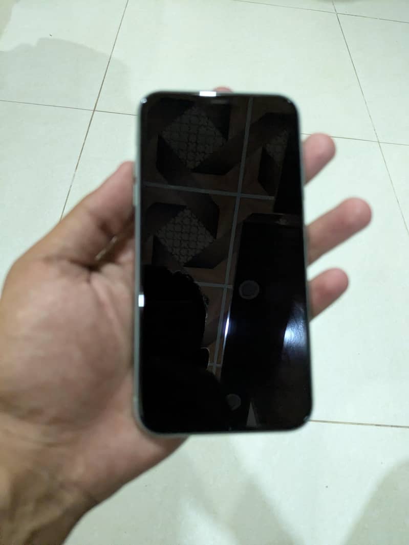 Apple iPhone 11 6