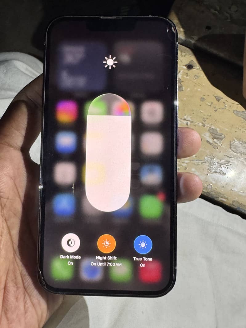 Apple iPhone 13 Pro 6