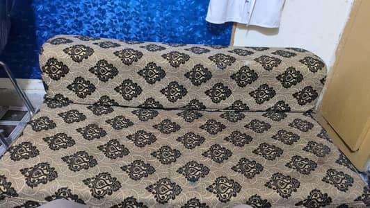 sofa cum mattress bed used by Doctors